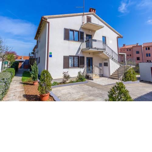 Apartments Miro