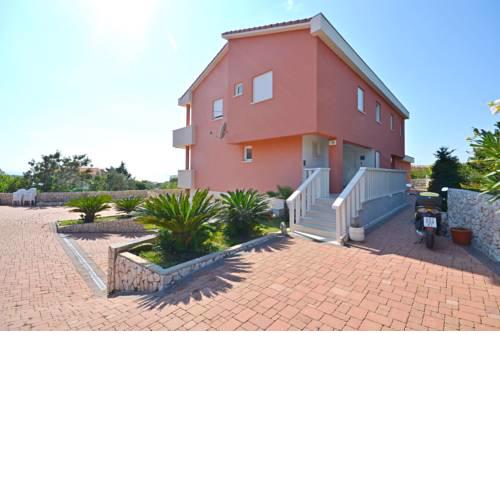 Apartments Miroslav