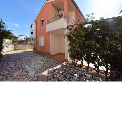 Apartments Mirta