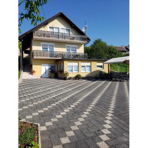 Apartments Miše