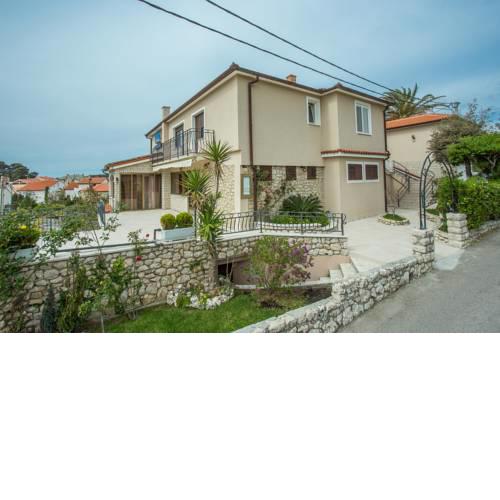 Apartments Nada 2883