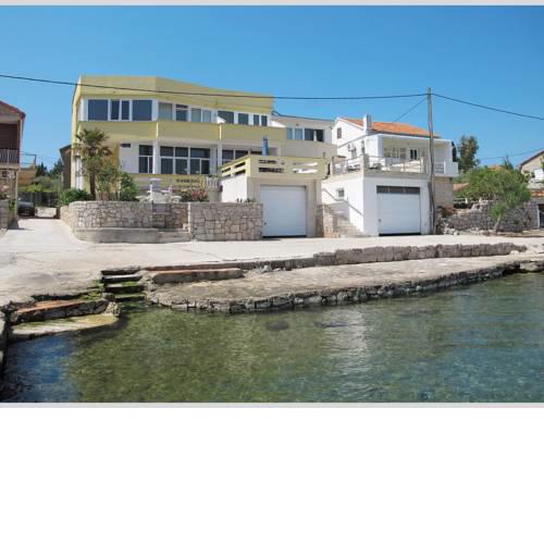 Apartments Nensi