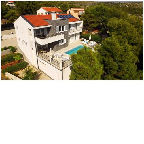 Apartments Nika