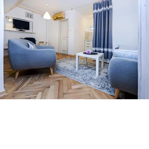 Apartments Nikval