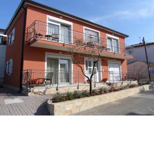 Apartments Nina