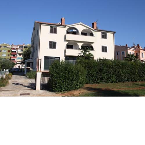Apartments Nina