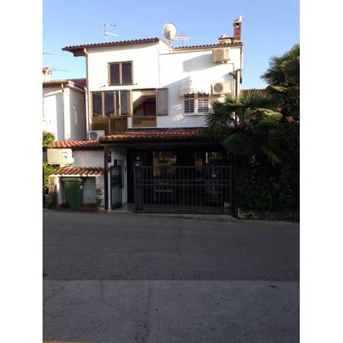 Apartments Oliva