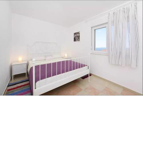 Apartments Otok 2