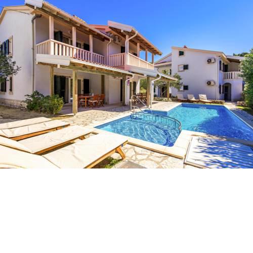 Apartments Palit/Rab - CIN03025-CYA