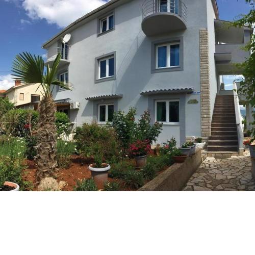 Apartments PAna - 150 m from sea