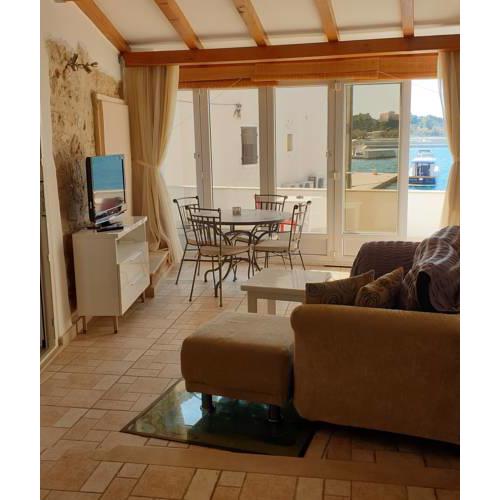 Apartments Paola