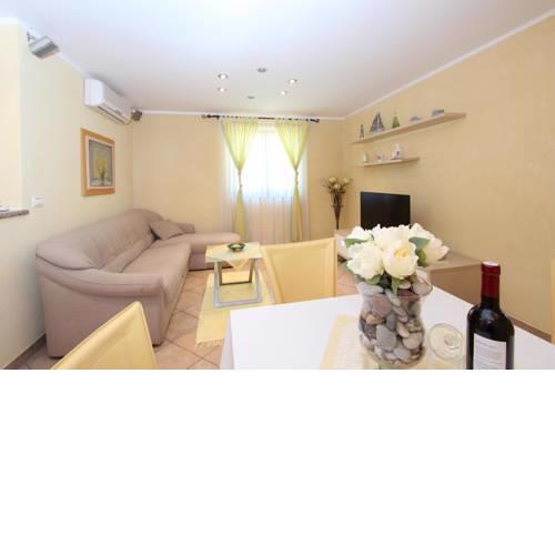 Apartments Pataj