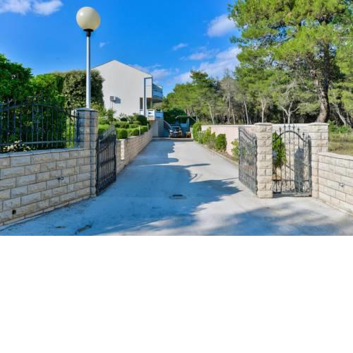 Apartments Pavlak