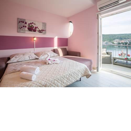 Apartments Pera