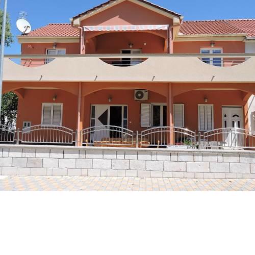 Apartments Perla