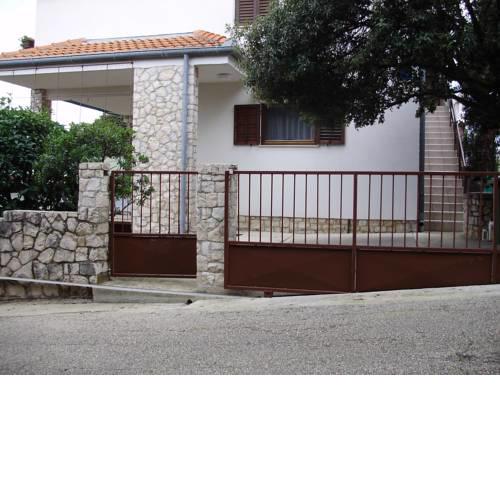 Apartments Pero