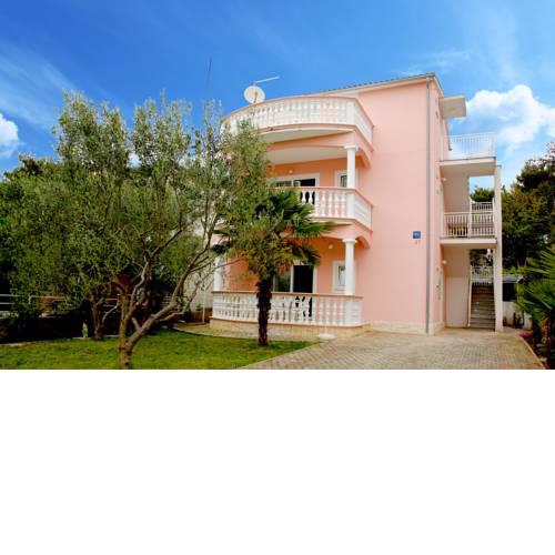 Apartments Petar Vodice
