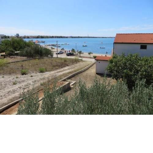 Cozy apartments 50 m to beach - Petra X