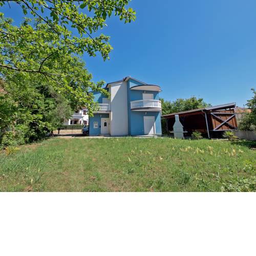 Apartments Plavi 825