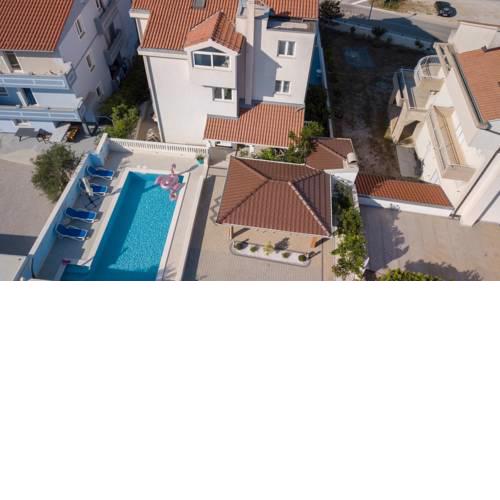 Apartments Plavi Biser