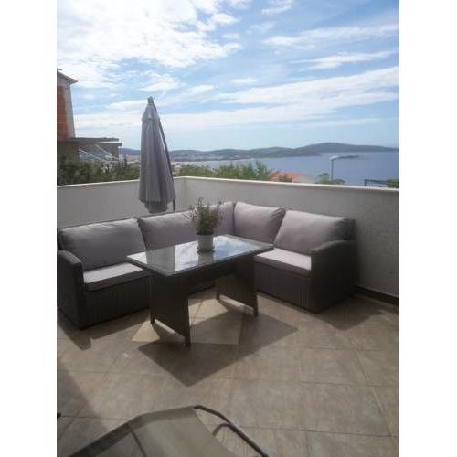 Apartments Pleadin