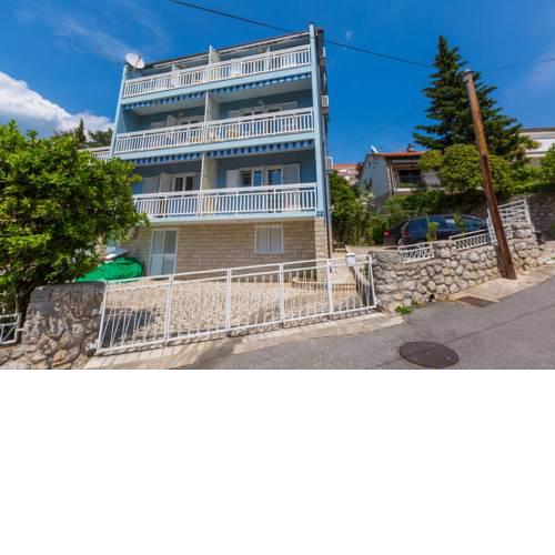 Apartments Podvezanec