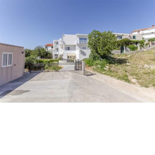 Apartments Ranka