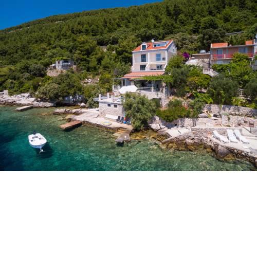 Apartments Ratac Lobrović with private beach and beautiful sunset