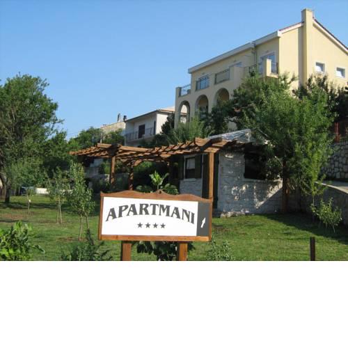 Apartments & Room Laura