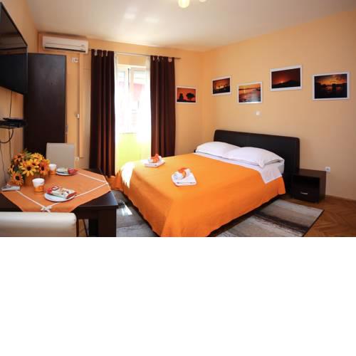 Apartments & Rooms Andrea 2