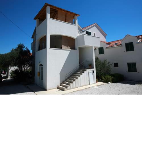 Apartments & Rooms Dante