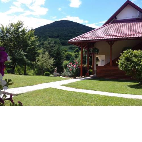 Apartments & Rooms Renata