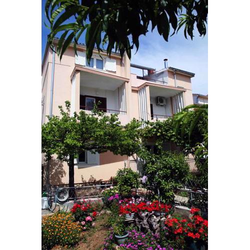 Apartments & Rooms Samohod