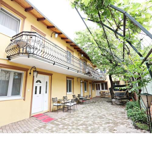 Apartments & Rooms Vienna