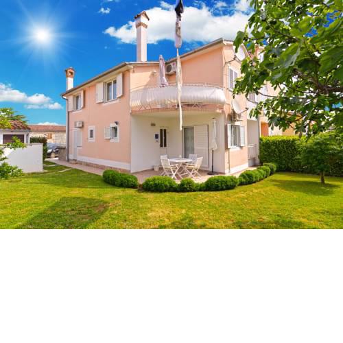 Apartments Rose 632