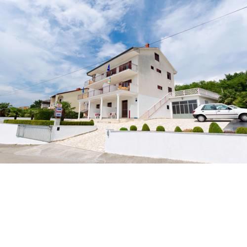Apartments Rozaria