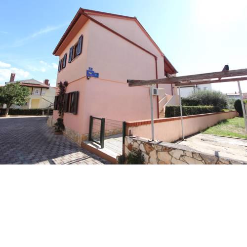 Apartments Rozi