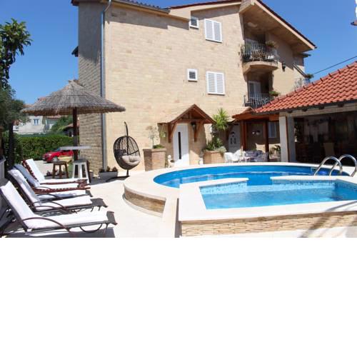 Apartments Rustika Toscana