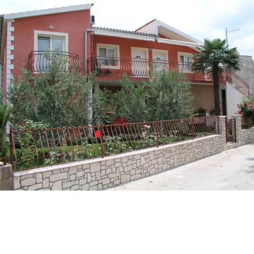 Apartments Salamun