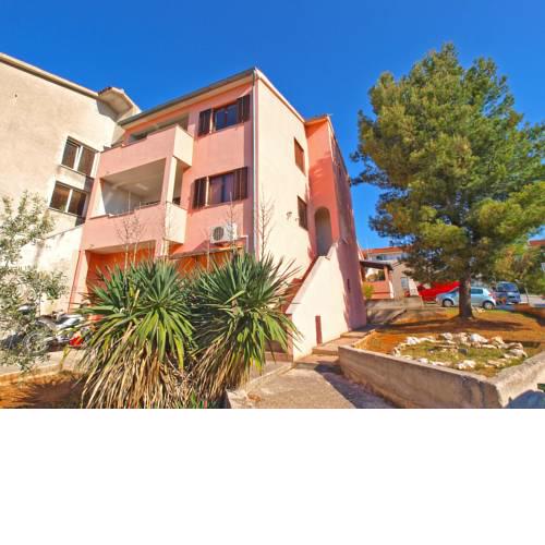 Apartments Sandra 1335