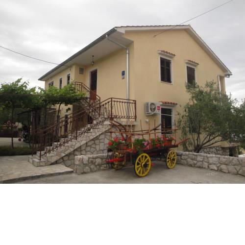 Apartments Šantić