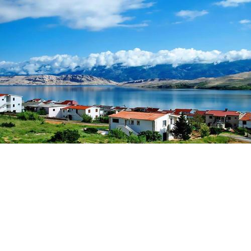 Apartments Sarin - free parking and flat internet