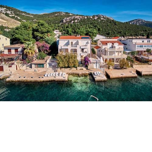 Apartments Sea front