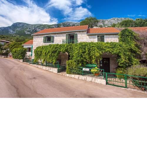 Apartments Seljačka Kuća