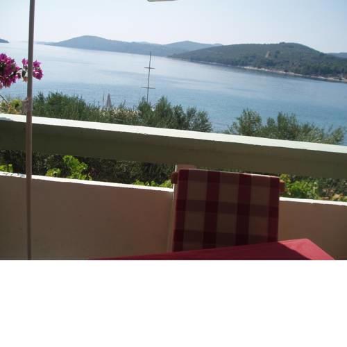Apartments Sestan Zman