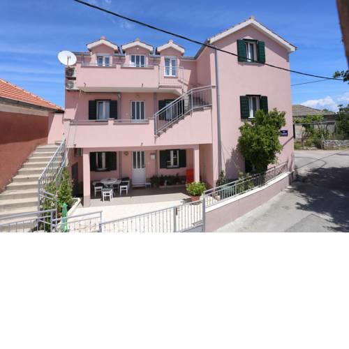 Apartments Slavica Žedno