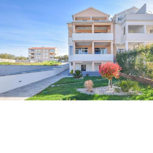 Apartments Sunya