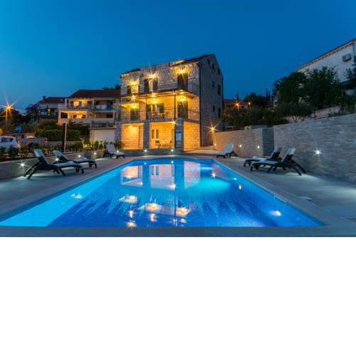 Apartments Sutalo 2