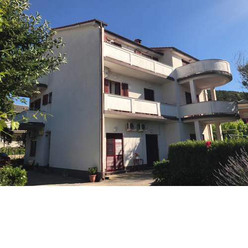 Apartments Tariba Milica