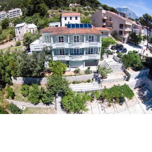 Apartments Tina